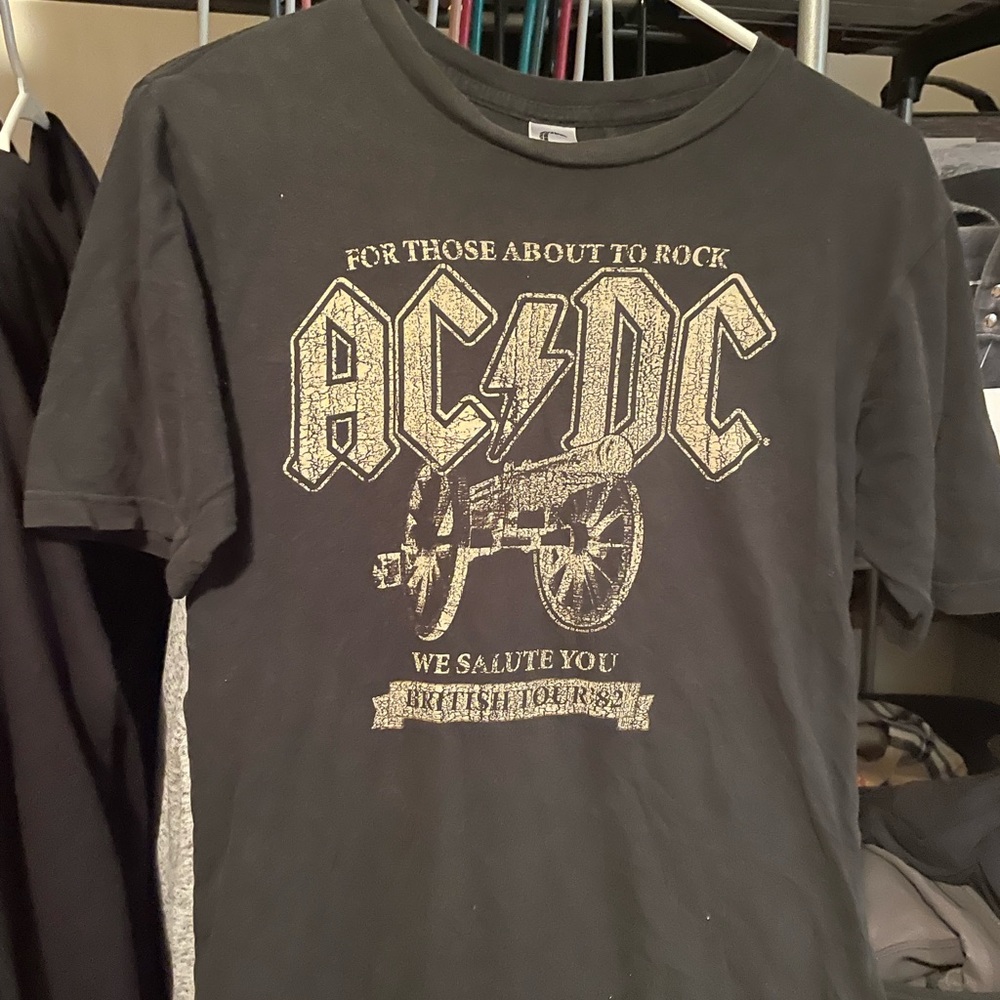 AC/DC For Those About To Rock T-shirt Small 2005 Angus Young British Tour '82